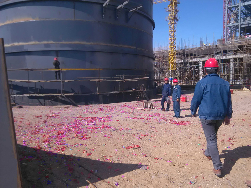 新疆信友奇台电厂2 ×660MW机组脱硫工程施工现场图片